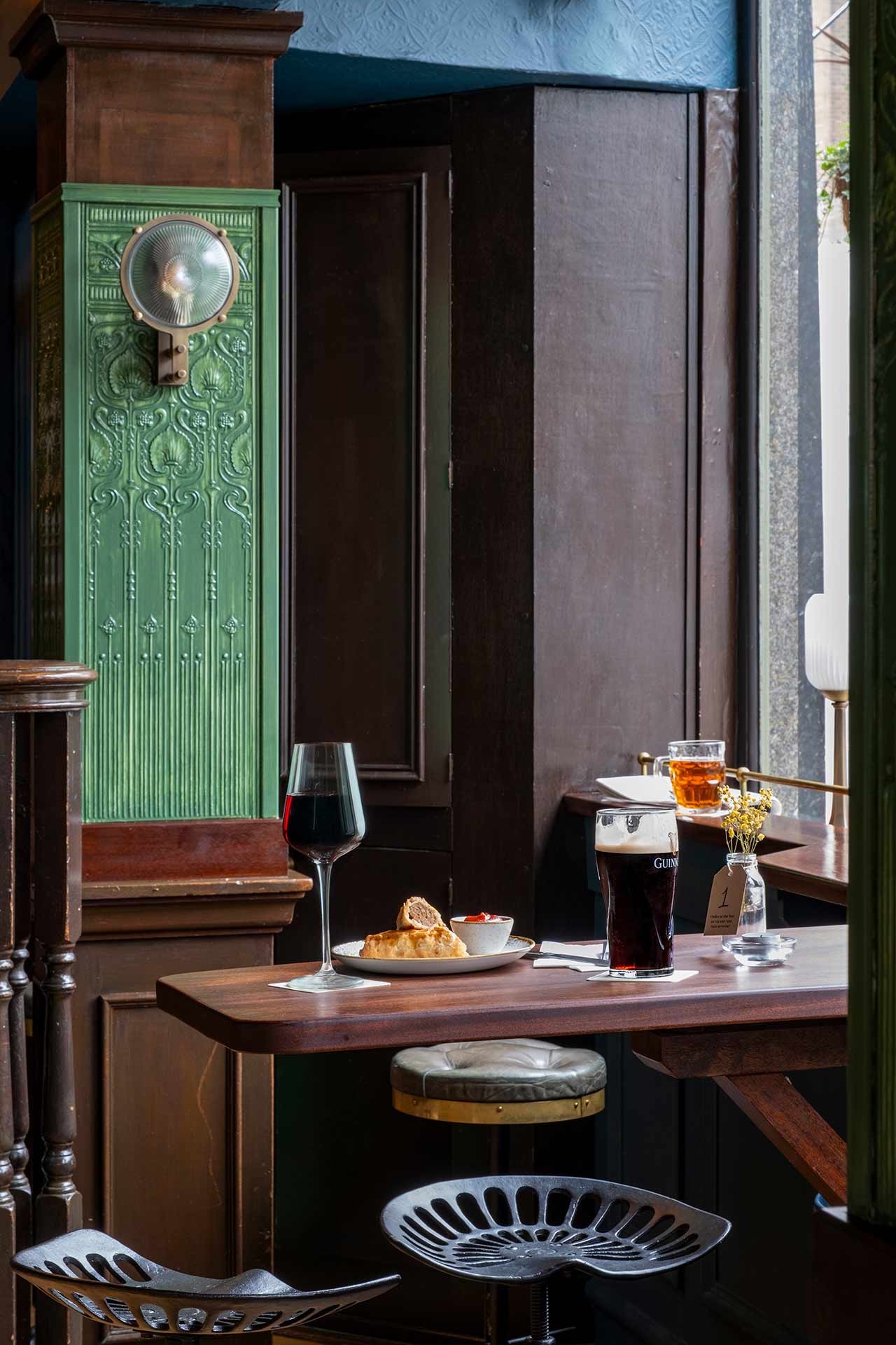 the zetland arms interior design.
