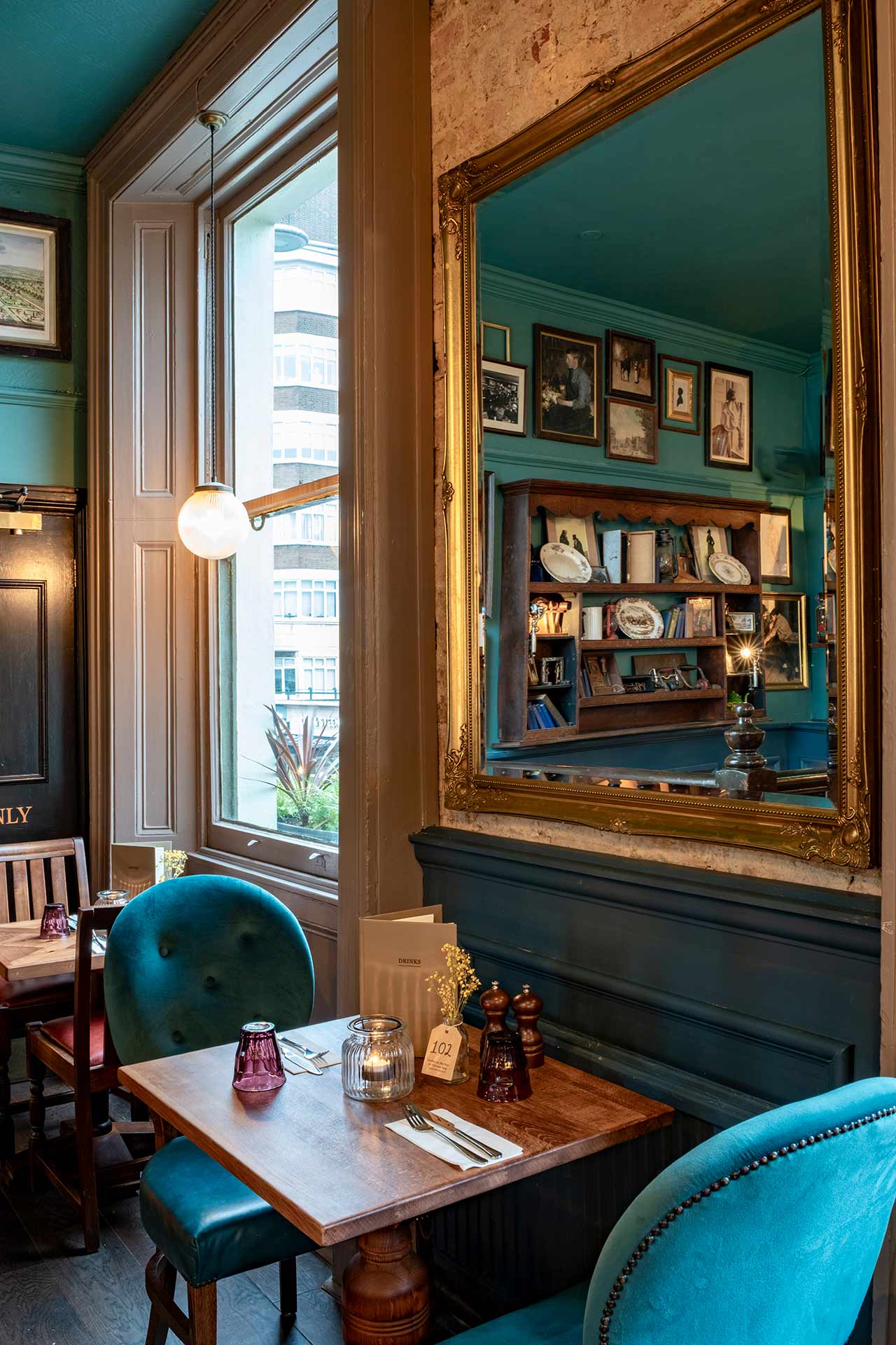 the zetland arms interior design.