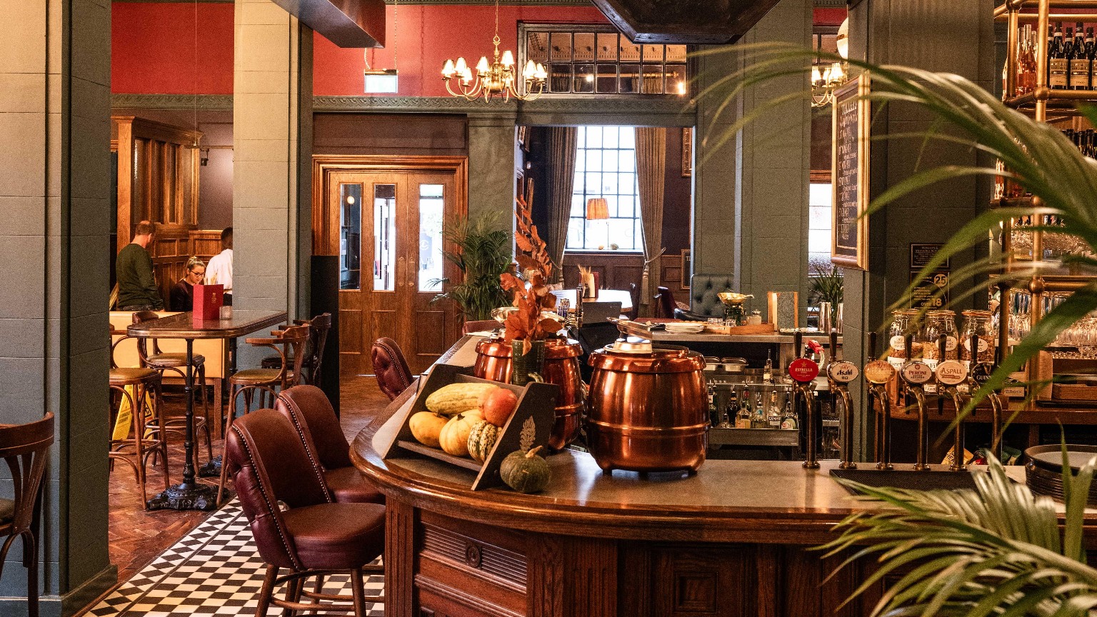 Gastropub Greatness: Is Branding the Secret Ingredient?